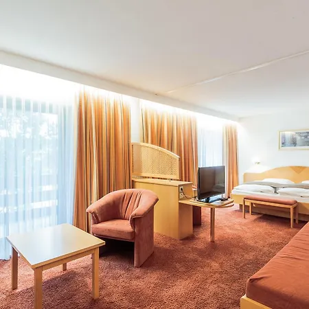 Schuetzenhof Hotel 3*